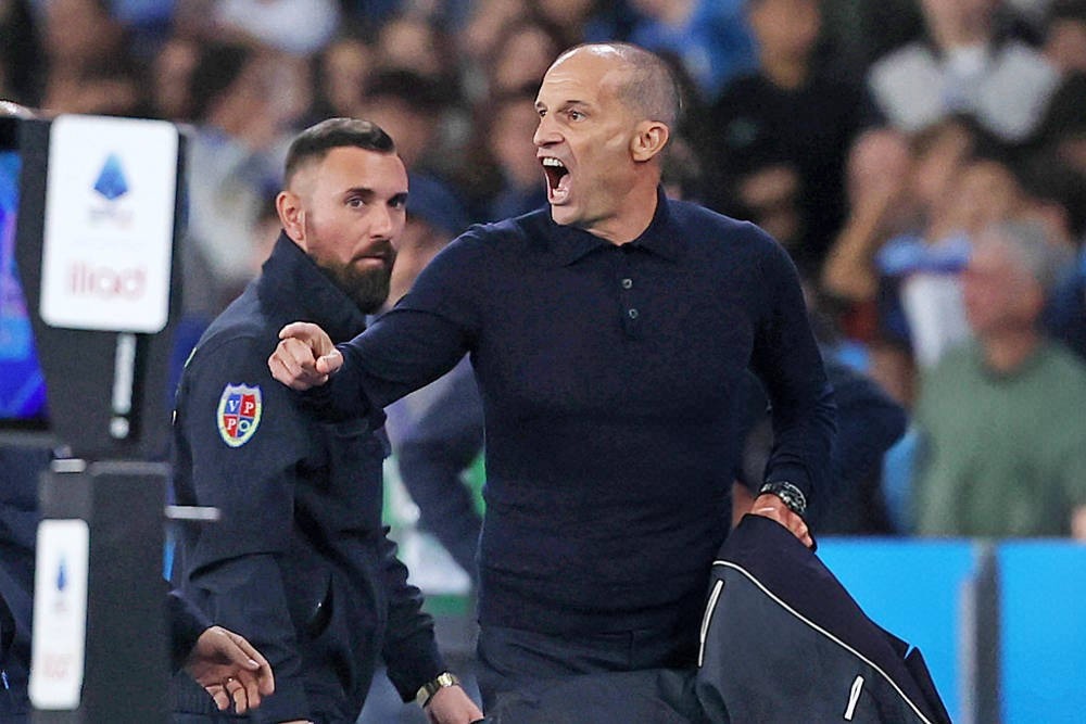 Allegri expulso e irritado após empate louco do Nápoles com a Roma