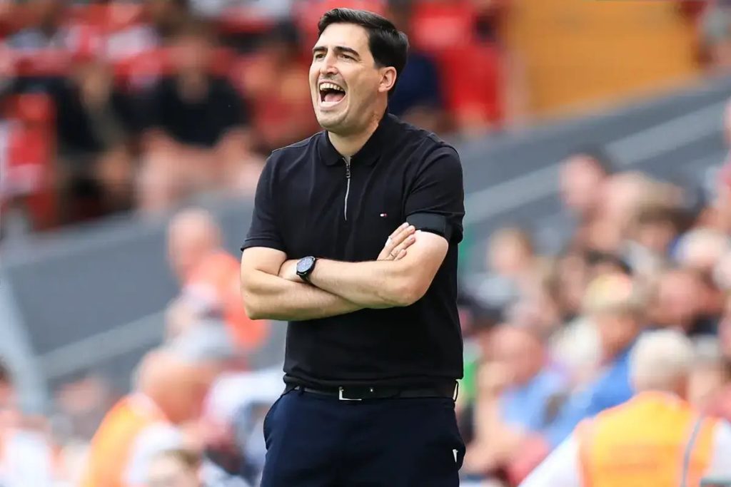 Andoni Iraola reveals Liverpool transfer plans amid squad departures before deadline