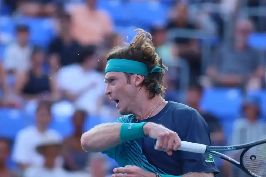 Andrey Rublev cruises past Carreno as Learner Tien advances at Cincinnati Open