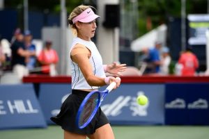 Anna Kalinskaya storms out after smashing racquet in Canadian Open defeat to Diana Shnaider