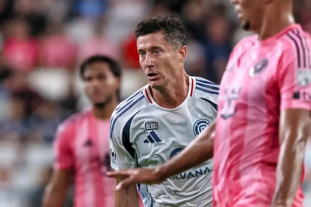 Antoine Griezmann and Robert Lewandowski shine in MLS debuts with Orlando City and Chicago Fire