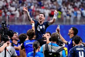 Argentina stuns England to reach World Cup final against Spain