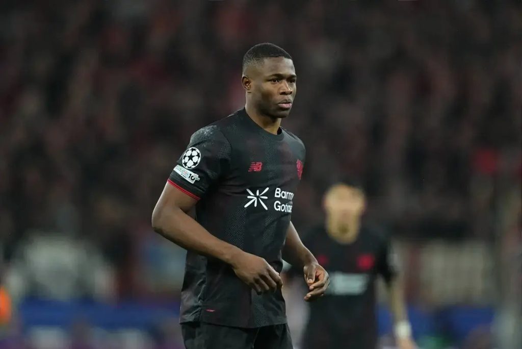 Arsenal and Man Utd race for top transfers as Liverpool and Chelsea shake up squads