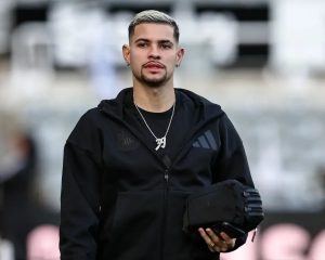 Arsenal close to signing Bruno Guimaraes as Man Utd set to announce double deals