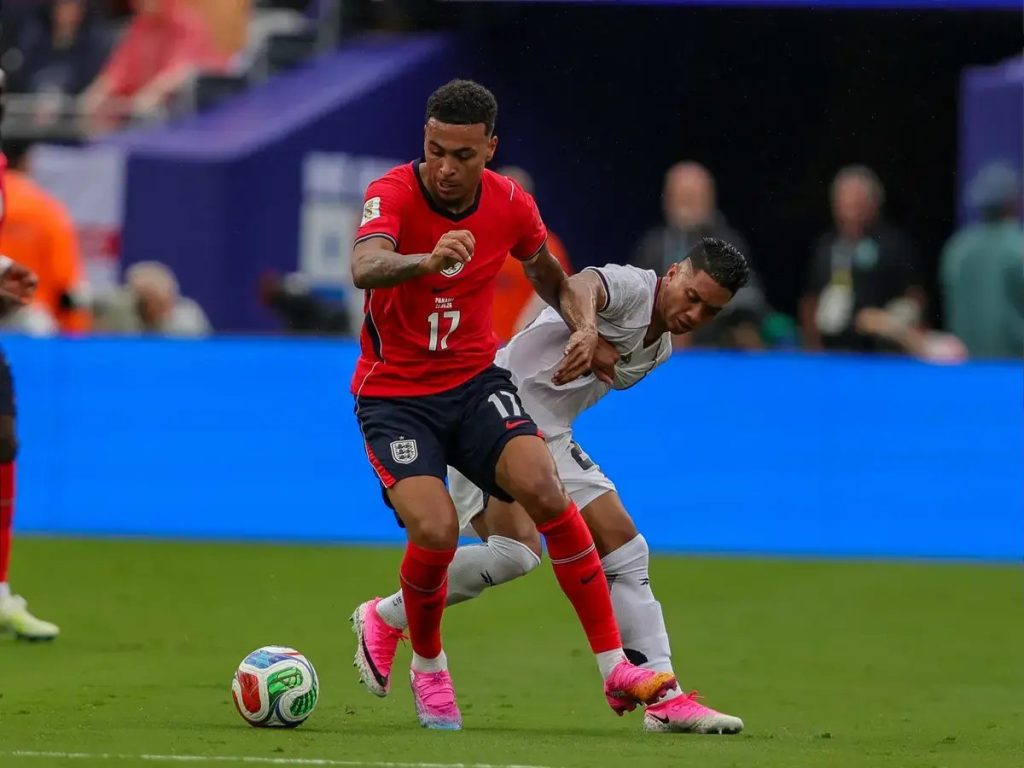 Arsenal lead race for Morgan Rogers as Aston Villa demand £130m fee