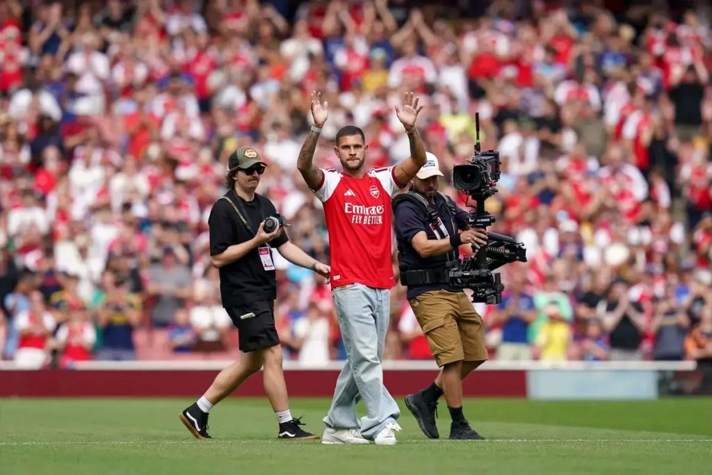 Arsenal lose Emirates Cup final as borussia Dortmund edge 3-2 in thriller