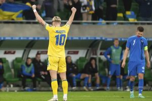 arsenal misses out on Mykhailo Mudryk as chelsea secures £88m ukrainian winger