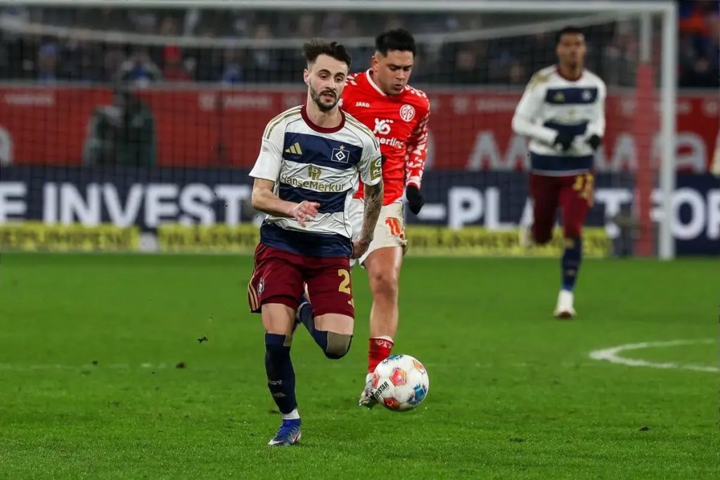 Arsenal open talks with Hamburg to secure Fabio Vieira’s permanent return