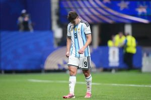Arsenal prioritize Julian Alvarez transfer as Bradley Barcola remains unavailable