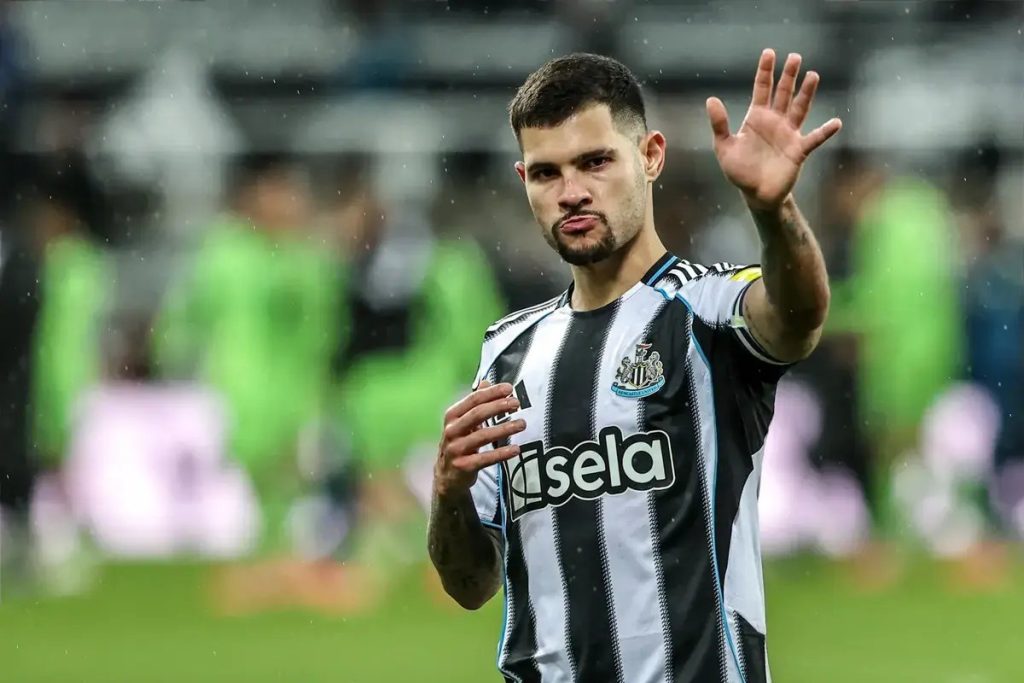 Arsenal raises Bruno Guimarães offer to £80m but Newcastle hold firm