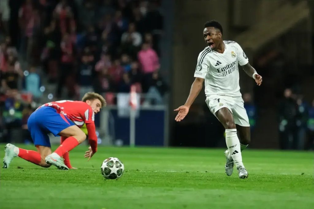 Arsenal receive major boost to sign Vinicius as Real Madrid consider sale amid contract stand-off