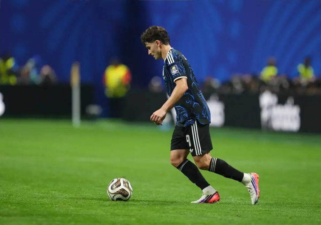 Arsenal receive significant update on Julian Alvarez transfer after Atletico Madrid talks