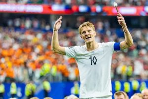 Arsenal summons Martin Odegaard’s reps amid potential transfer storm