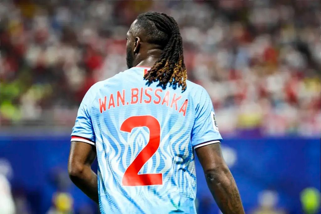 Arsenal targets Aaron Wan-Bissaka in surprise transfer talks as Guimaraes bid intensifies