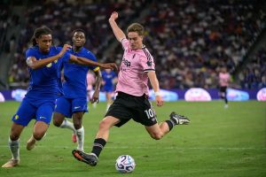 Arsenal targets Kenan Yildiz and Julian Alvarez amid summer transfer race
