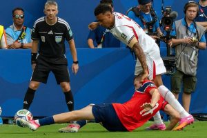 Arsenal to intensify pursuit of Morgan Rogers and Christos Tzolis after Trossard’s exit