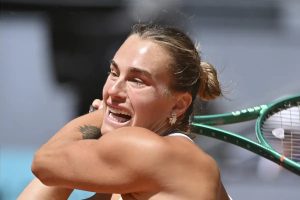 Aryna Sabalenka explains why she screams and throws rackets despite criticism