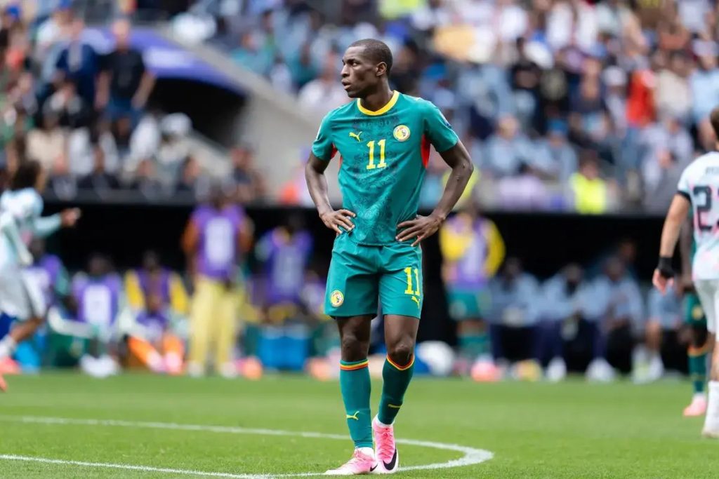 Aston Villa remain in direct talks to sign Chelsea forward Nicolas Jackson