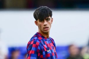 Aston Villa’s £30m bid for Barcelona’s Marc Bernal sparks debate over Barca’s future