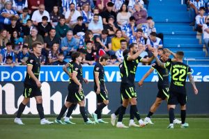 Atletico Madrid vence alaves com menos um jogador e mantém série vitoriosa