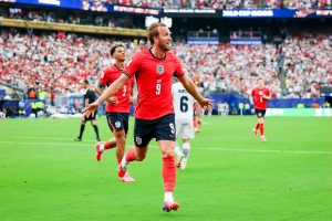 Barcelona eyes Harry Kane transfer from Bayern after World Cup climax