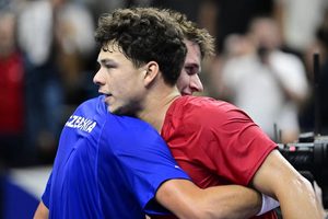 Ben Shelton lidera esperança americana para acabar jejum no ténis