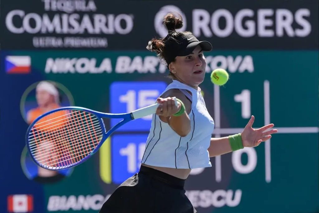 Bianca Andreescu dominates US Open qualifying as former champion battles back