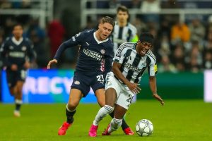 Borussia Dortmund secures joey veerman with €22 million PSV release clause