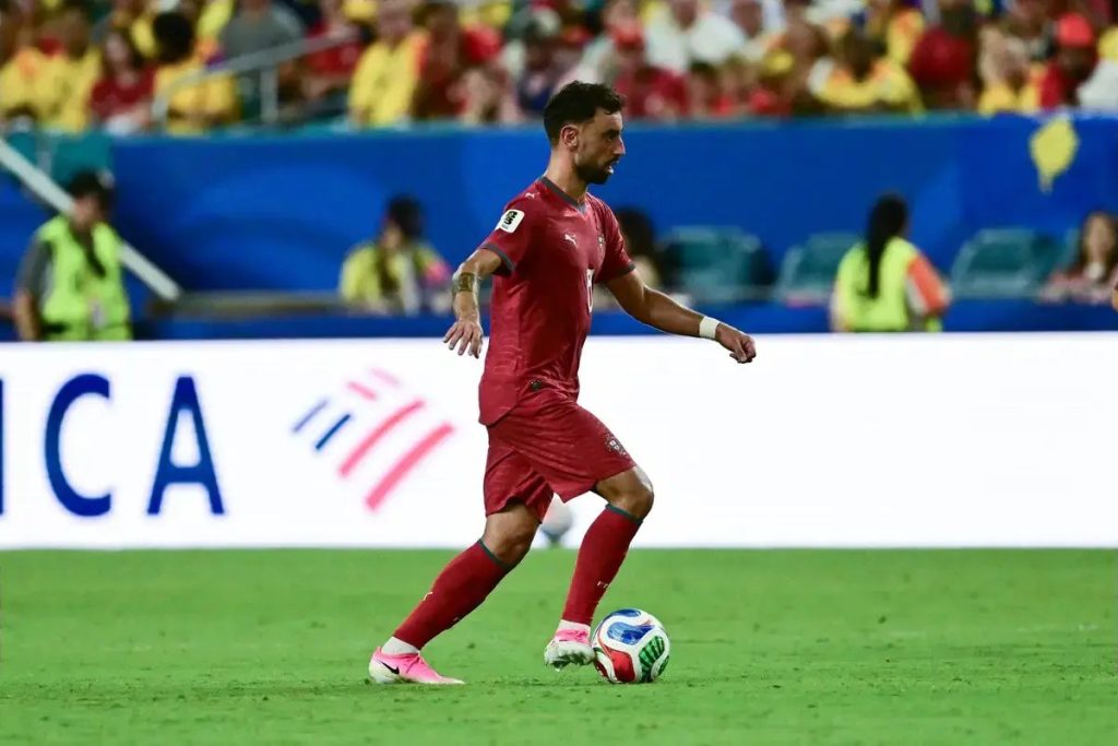 Bruno Fernandes struggles as Portugal held to goalless draw by Colombia at World Cup