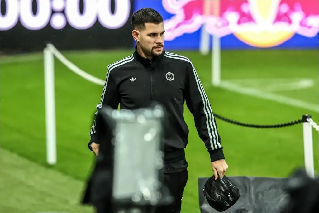 Bruno Guimaraes joins Arsenal in $100 million transfer from newcastle