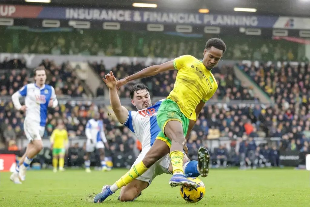 Burnley targets man United’s Harry Amass if Dennis Cirkin deal falls through
