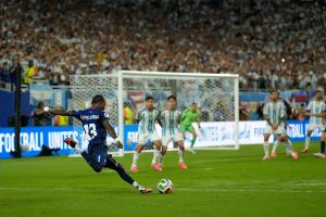 Cape Verde stuns Argentina as world cup 2026 last 16 chaos erupts with Mexico vs England