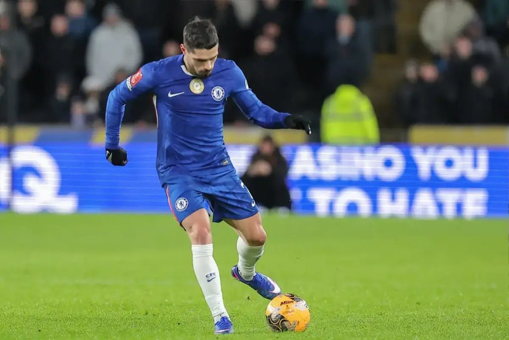 Chelsea warned against selling Pedro Neto despite £100m offers from Man City and Liverpool