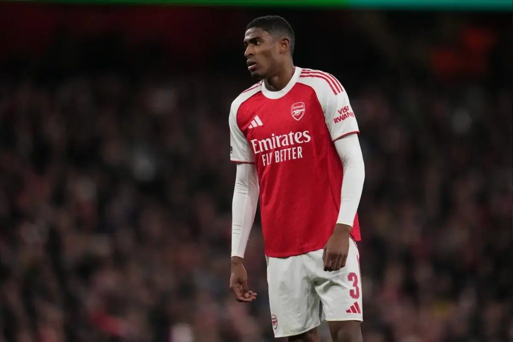 Cristhian Mosquera and Myles Lewis-Skelly must seize Arsenal pre-season to secure starting roles