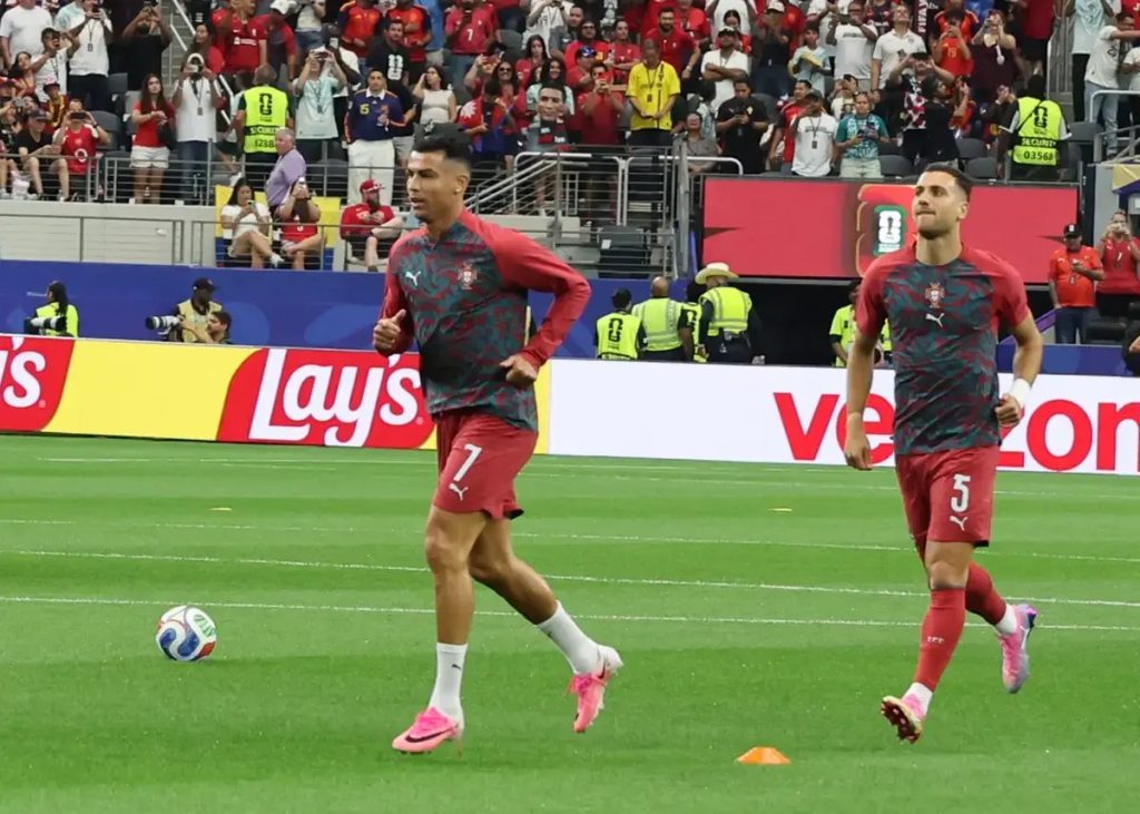 Cristiano Ronaldo leads Al-Nassr’s push to sign Bruno Fernandes from man utd