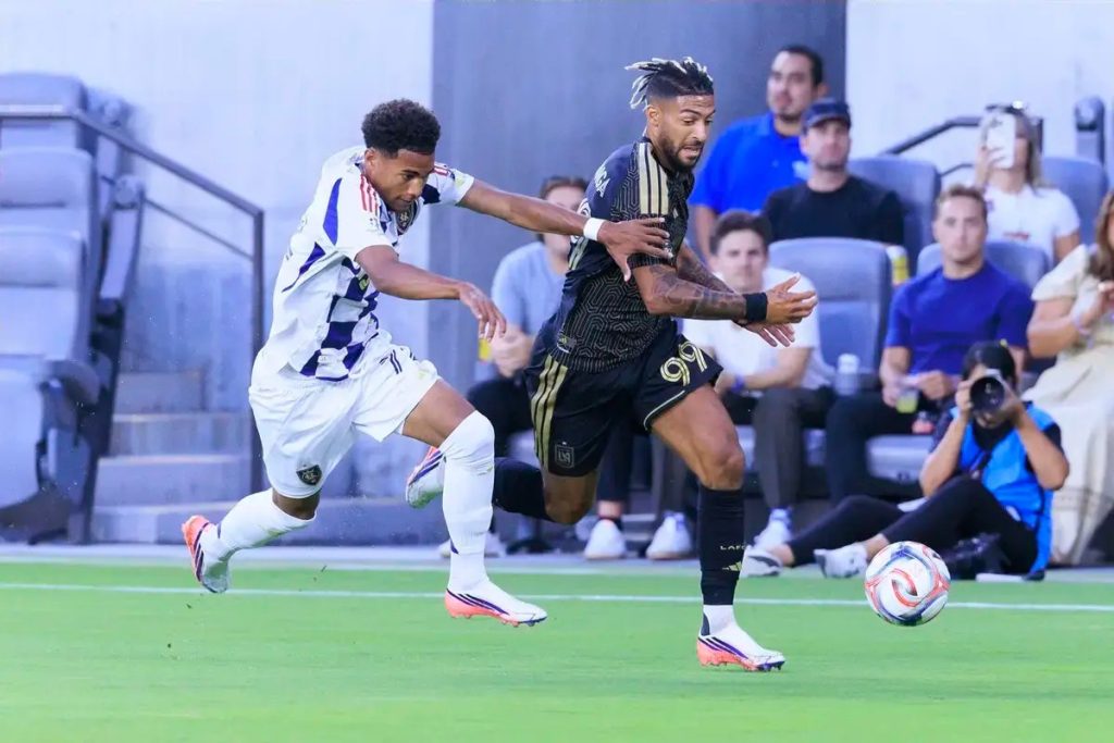 Crystal Palace close in on MLS star Zavier Gozo with £11.1m transfer talks