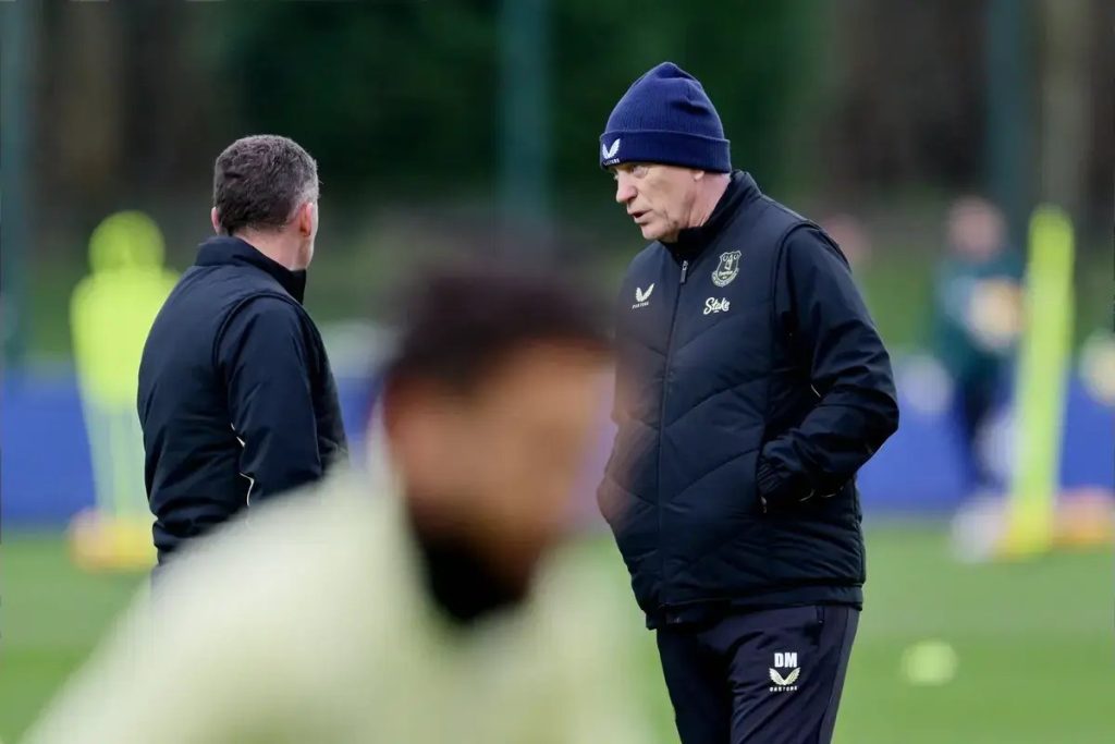 David Moyes admits Everton still needs quite a few signings before Premier League start