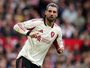 Dominik Szoboszlai stars as liverpool beat sunderland 4-2 in Andoni Iraola’s debut