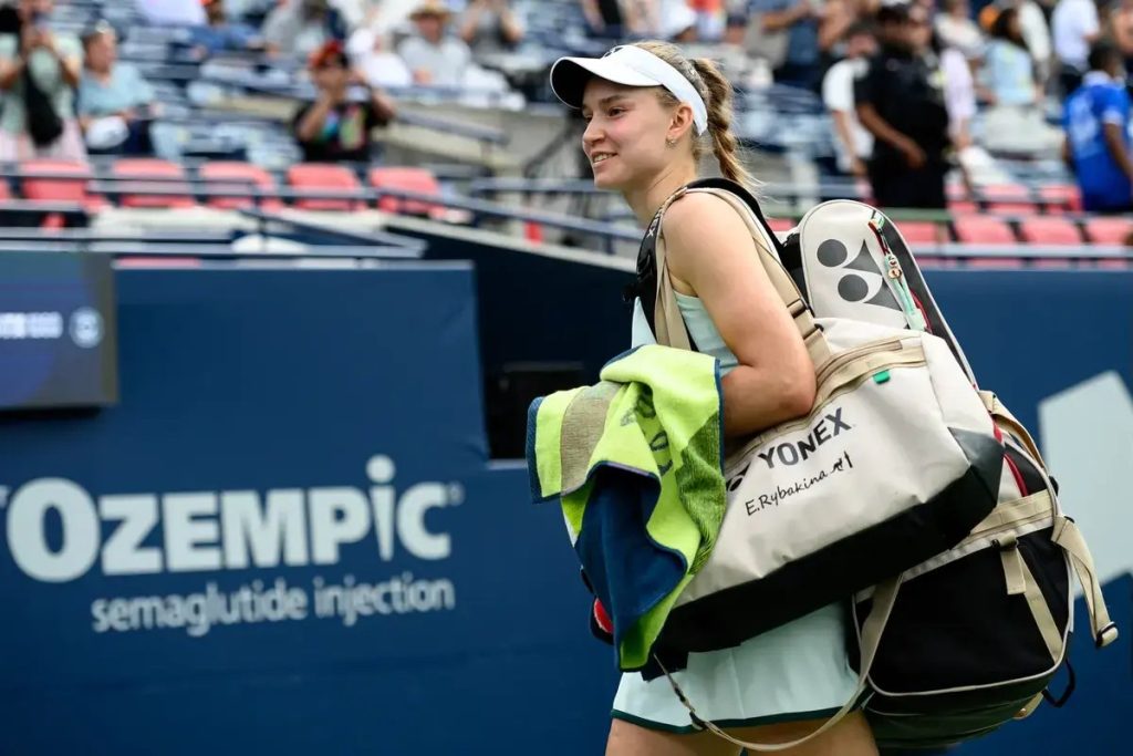 Elena rybakina closes in on wta no. 1 after sabalenka’s early Canadian open exit