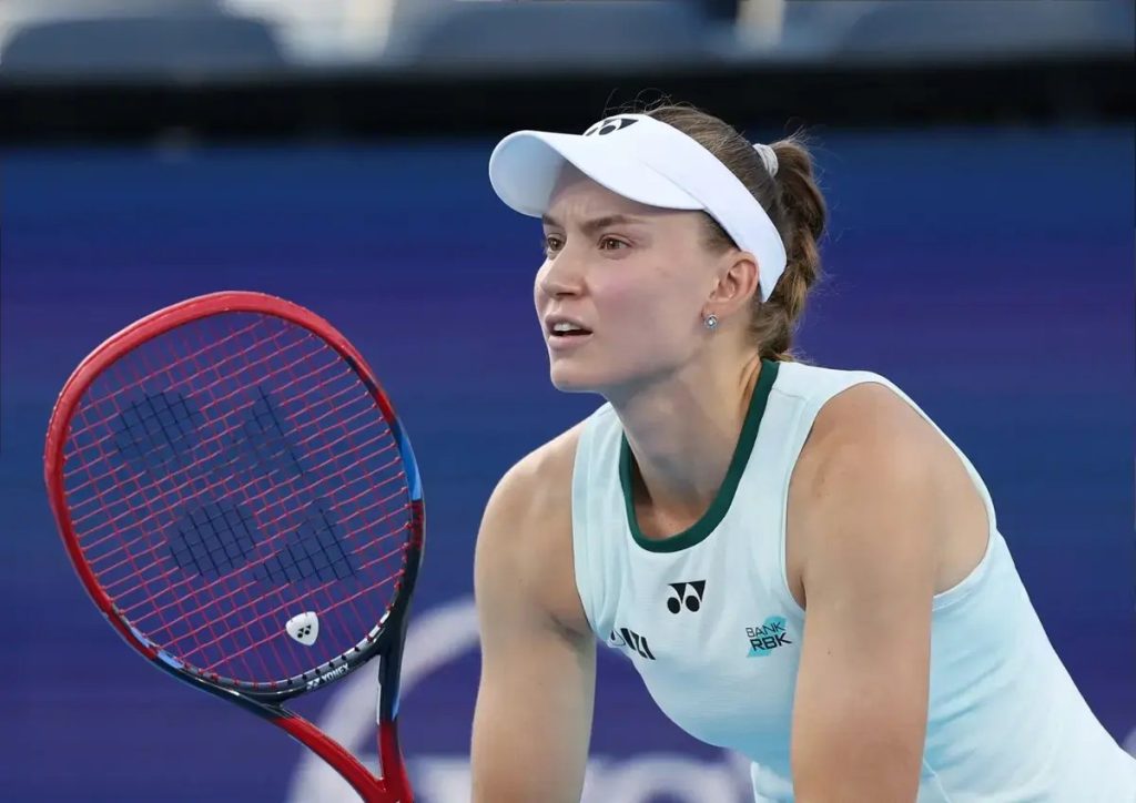 Elena rybakina retires mid-match at cincinnati with injury painful to walk