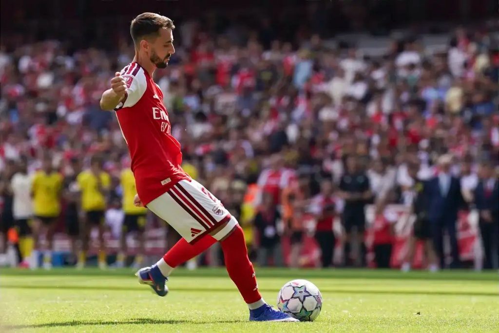Fabio Vieira set for permanent move to Hamburg as Arsenal confirm transfer talks