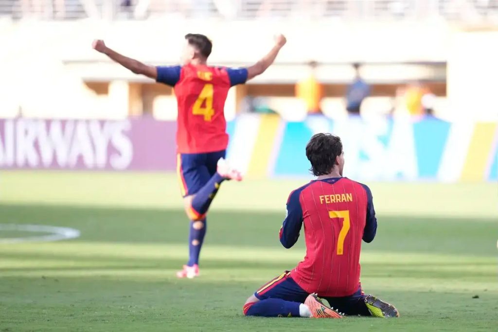 Ferran Torres surprises barcelona with clear message ahead of contract talks