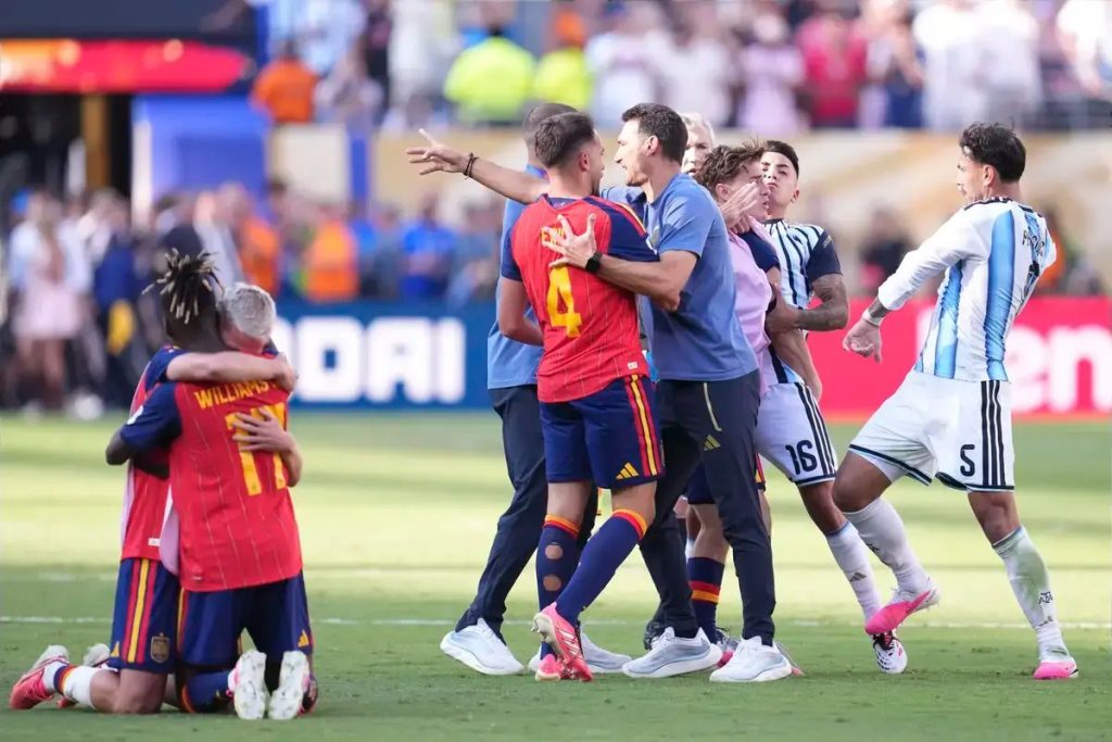 FIFA fines Argentina $321,000 and imposes spectator limits after World Cup final incidents