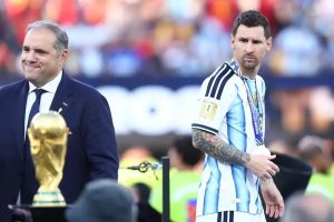 FIFA names five argentines in ideal world cup xi including Messi and Martínez