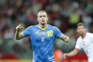 Frank Lampard eyes Mykhailo Mudryk reunion as Coventry joins race for Chelsea winger