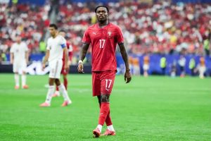 Galatasaray steps up €60m bid for Rafael Leao with Victor Osimhen’s backing