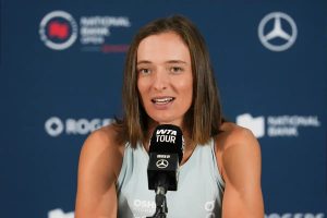 Iga Swiatek focuses on technical changes as top 10 ranking is under threat ahead of Toronto