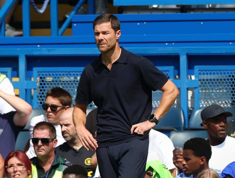 Chelsea starts Premier League season at Fulham with Xabi Alonso aiming to end years of disarray