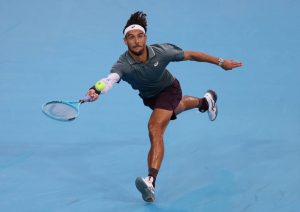 Lorenzo Musetti retires after illness in us open second round loss to dane sweeny