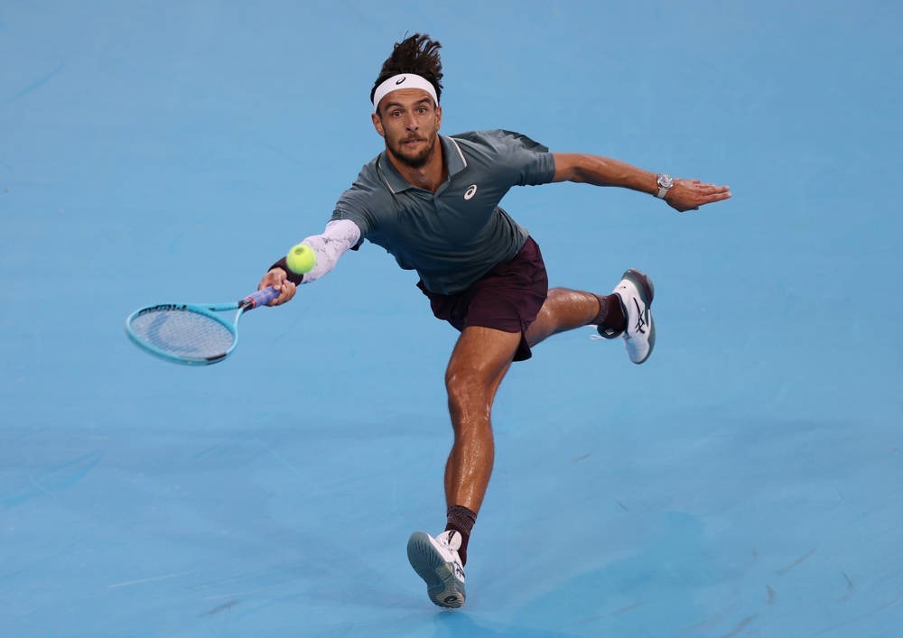 Lorenzo Musetti retires after illness in us open second round loss to dane sweeny